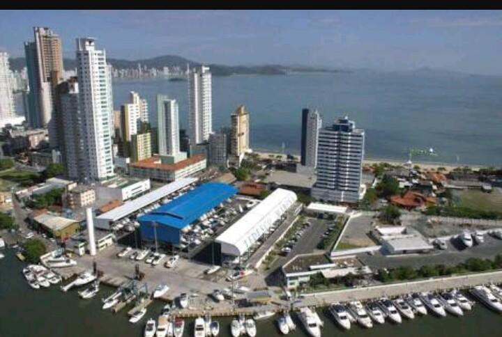 Apartment Inteiro 30 Metros Do Mar